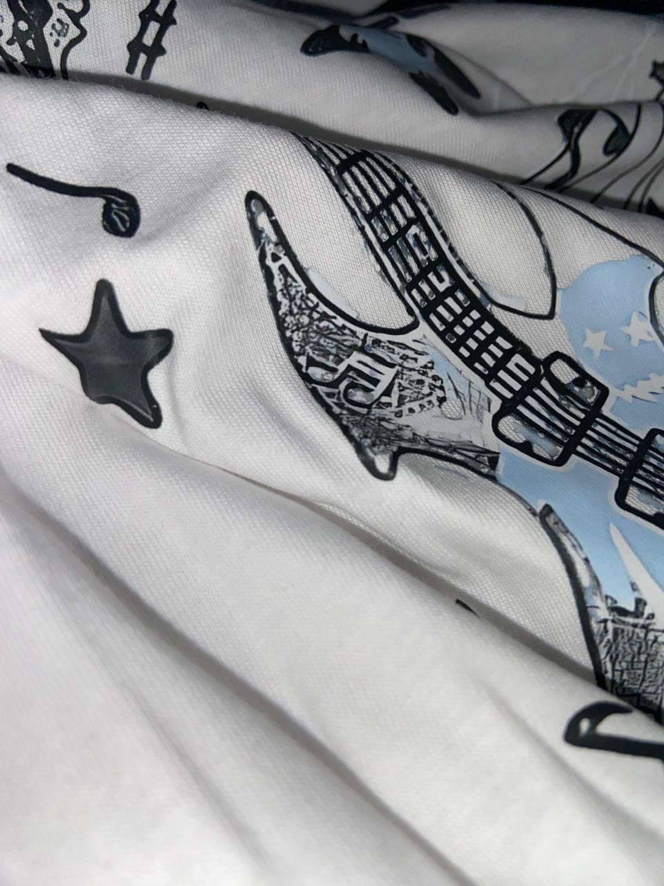 Camiseta guitarra